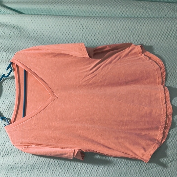 SHEIN Coral V-Neck Short Sleeve Top - Picture 1 of 1